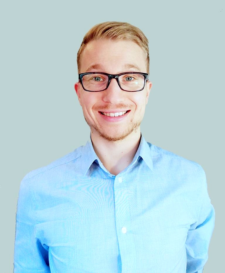 Paper Award for Matthias Kreuzer