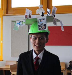 Towards entry "Graduation Dat Nguyen"